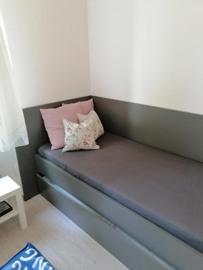 Evita Apartment Karlovac Eksteriør bilde
